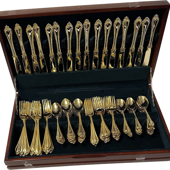 Int’l Silver Co Yorkshire Bead 80pc Set 24K Gold Electroplated Flatware+… - Picture 3 of 5